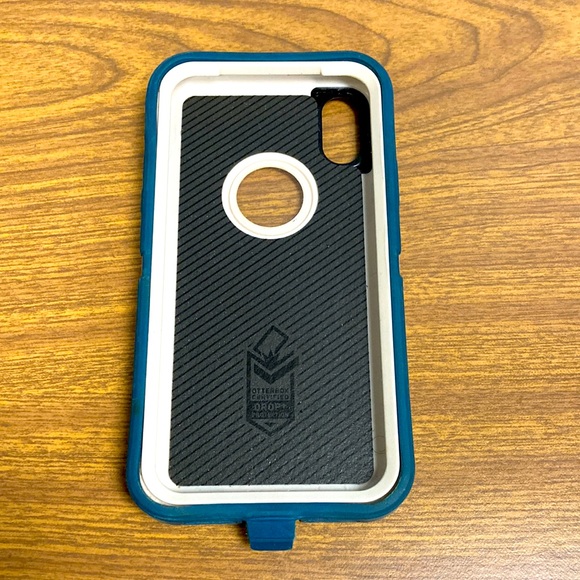 Otter Box - Picture 3 of 5